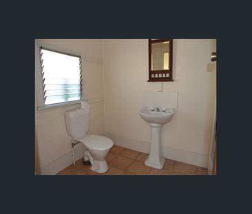 141 Torquay Road, Scarness, Qld 4655 - Photo 4