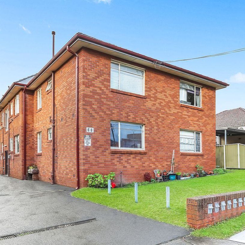 SPACIOUS UNIT IN PRIME LOCATION! - Open For Inspection On Wednesday 8th October At 4:45pm - Photo 1