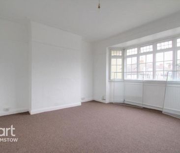 2 bedroom maisonette to rent - Photo 4