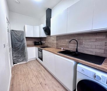 Knowsley Street, Bolton BL1 - Photo 3