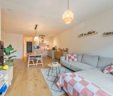 Nieuwbouwappartement met zonnig terras in hartje Steendorp - Photo 4