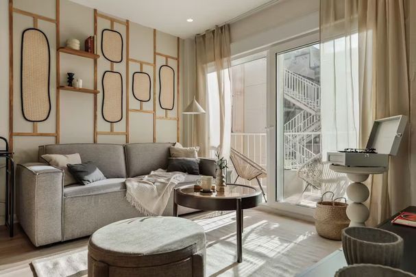 Carrer de Roger de Flor, Barcelona, Catalonia 08013 - Photo 1