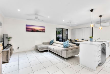 6 Cooloola Crescent, North Lakes QLD 4509 - House For Rent | Domain - Photo 3