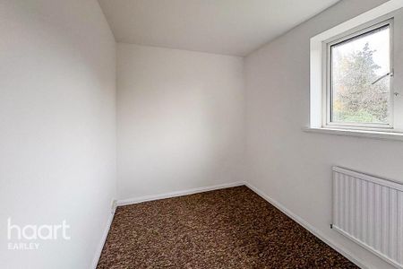 3 bedroom detached house to rent - Photo 3