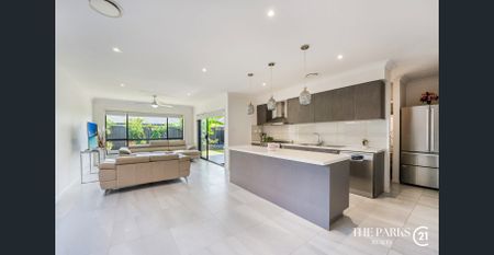 Ultra-Modern Family Home in the Heart of Marsden Park - Photo 4