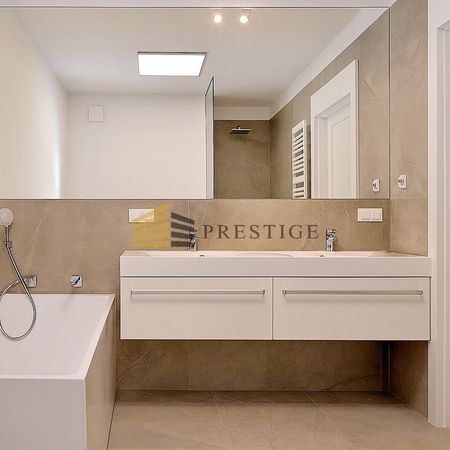 Warszawa, Wilanów, Królowej Marysieńki - Zdjęcie 2