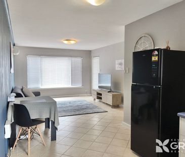 Furnished Top Floor Apartment located in sought after Halls Head, j... - Photo 6