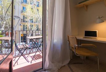 Carrer de la Indústria, Barcelona, Catalonia 08025