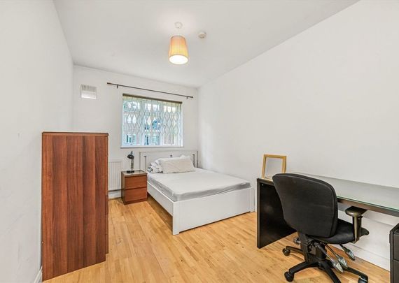 County Street - Photo 1