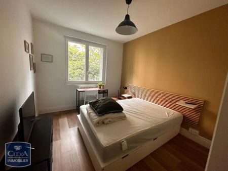 Appartement à louer 4 pièces 69.81m² - Photo 3