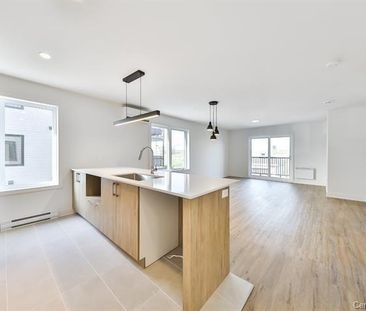 Appartement à louer - Laval (Duvernay) (Est) - Photo 1