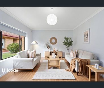 Location and Lifestyle in the Heart of Hyde Park - Photo 3