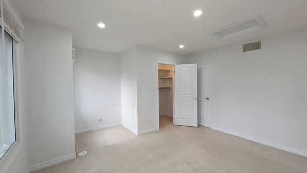 For Lease - 2500 Hill Rise Court Unit# 121, Oshawa, Ontario - Photo 1