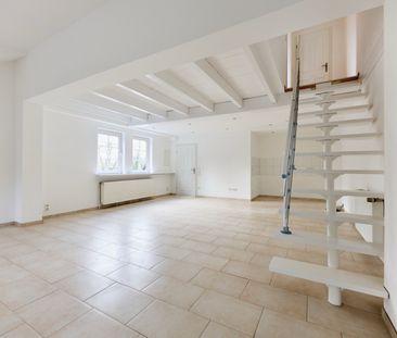 Idyllisch wohnen auf Gut Moschenhof! Frisch renovierte Maisonette-G... - Photo 1