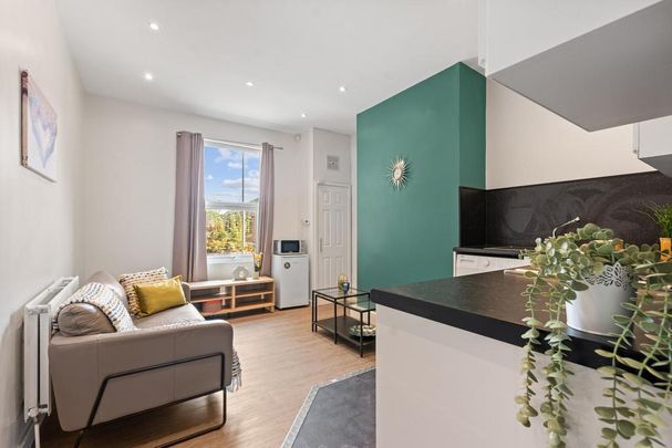 2 bedroom house to rent - Photo 1