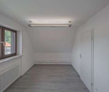 Großzügige 4 Zimmer Mietwohnung mit großem Balkon! - Foto 3