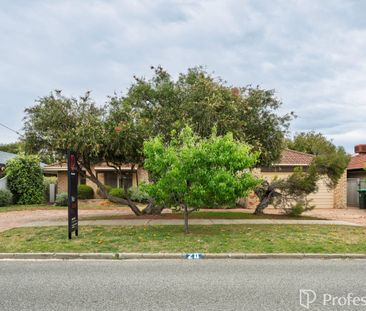 Close to Safety Bay Foreshore - Photo 2