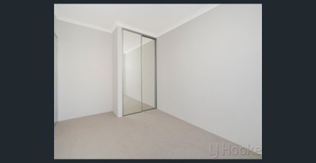 Near new seaside home - Photo 4