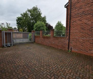 3 Bedroom Terraced To Let - Photo 6