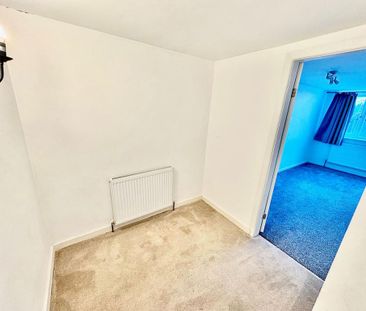 2 bedroom detached bungalow to rent - Photo 3