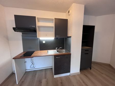 Location Appartement 2 pièces 36m² PERIGUEUX 24000 - Photo 5