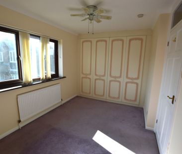 Knights Manor Way, kent, London - Photo 6