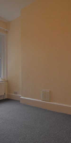 St Georges Road, Aldershot St Georges Road, Aldershot - Photo 2