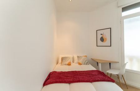 Calle de la Princesa, Madrid, Community of Madrid 28008 - Photo 2