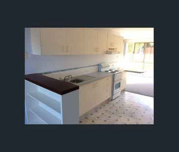 AIR CONDITIONED DREAM! BE THE COOLEST IN THE NEIGHBOURHOOD - Photo 3