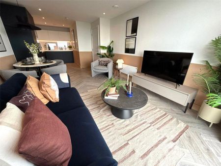 3 bedroom flat to rent - Photo 4