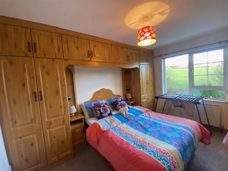 22 Hazelwood Drive, Letterkenny, County Donegal - Photo 4