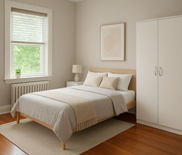 For Lease - 138 Glenwood Crescent, Toronto, Ontario - Photo 5