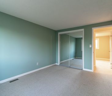 For Lease - 58 Romy Crescent, Thorold, Ontario - Photo 6