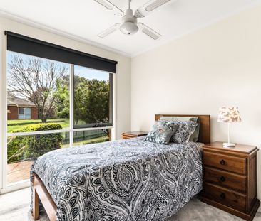 6 Pargeter Court, Pakenham VIC 3810 - House For Rent | Domain - Photo 3