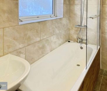 3 bedroom House To Let - Photo 6