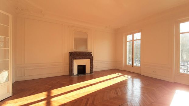 location Appartement T5 DE 237.9m² À PARIS - Photo 1