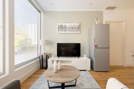 1 bedroom ground floor flat to rent - Photo 5