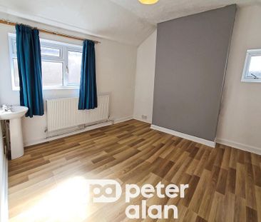 3 bedroom property to rent - Photo 2