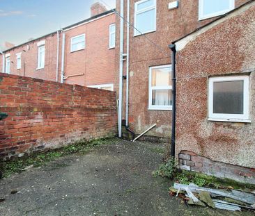 2 bedroom terraced house to rent - Photo 6