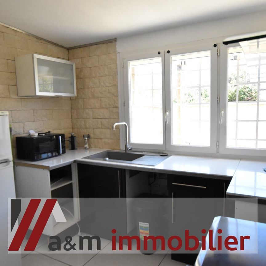 LA MEDE - T2 MEUBLE AVEC TERRASSEChâteauneuf-les-Martigues (13220) - Photo 1