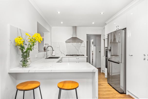 3 Senbin Court, Greensborough - Photo 1