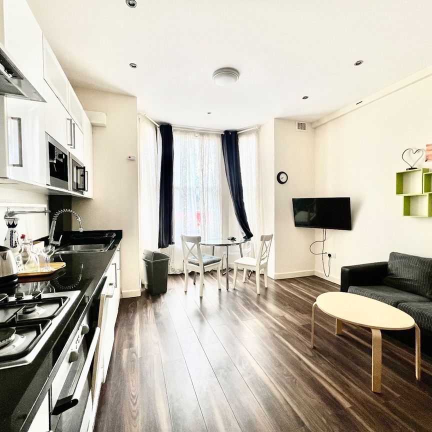 1 Bed Flat, Shepherd's Bush, W12 - Photo 1