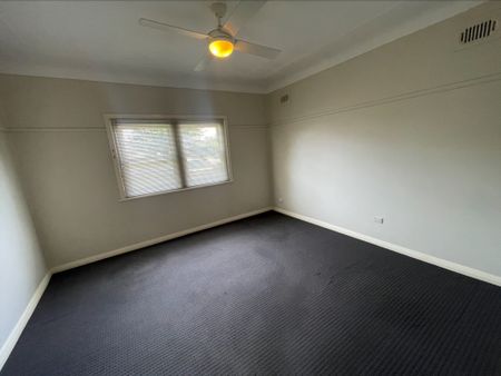 THREE BEDROOM HOME - Photo 3