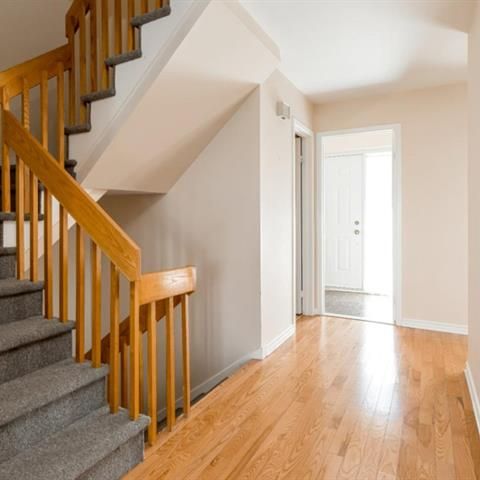 555 Montrose Drive - Photo 1