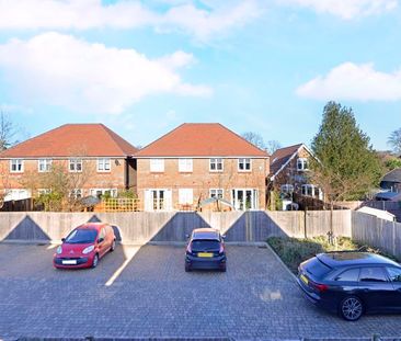 Langborough Court, Godalming, Surrey, GU7 - Photo 6