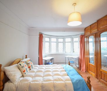 Room in a Shared House, Jeymer Avenue, NW2 - Photo 2