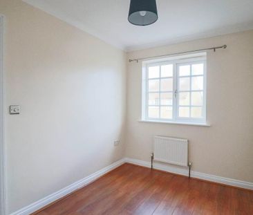 2 bedroom semi-detached house to rent - Photo 2