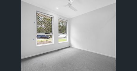 Brand New 4 Bedroom Home in Wondunna for $700 Per week - Photo 3