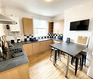 West Hill Road, Plymouth - Photo 3