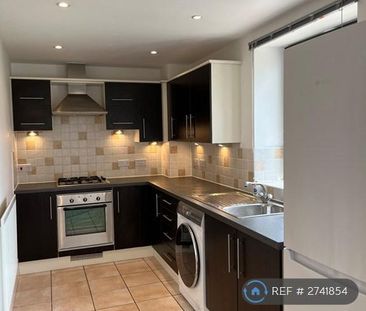 2 bedroom penthouse to rent - Photo 3